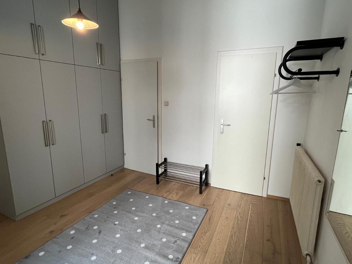 شقة Stylish Apt Near Urania 1Br فيينا المظهر الخارجي الصورة