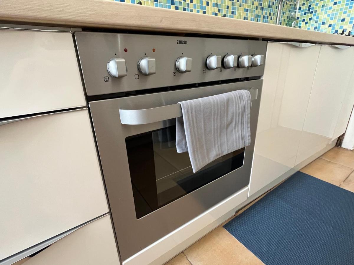 شقة Stylish Apt Near Urania 1Br فيينا المظهر الخارجي الصورة