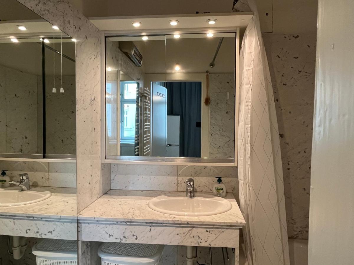 شقة Stylish Apt Near Urania 1Br فيينا المظهر الخارجي الصورة